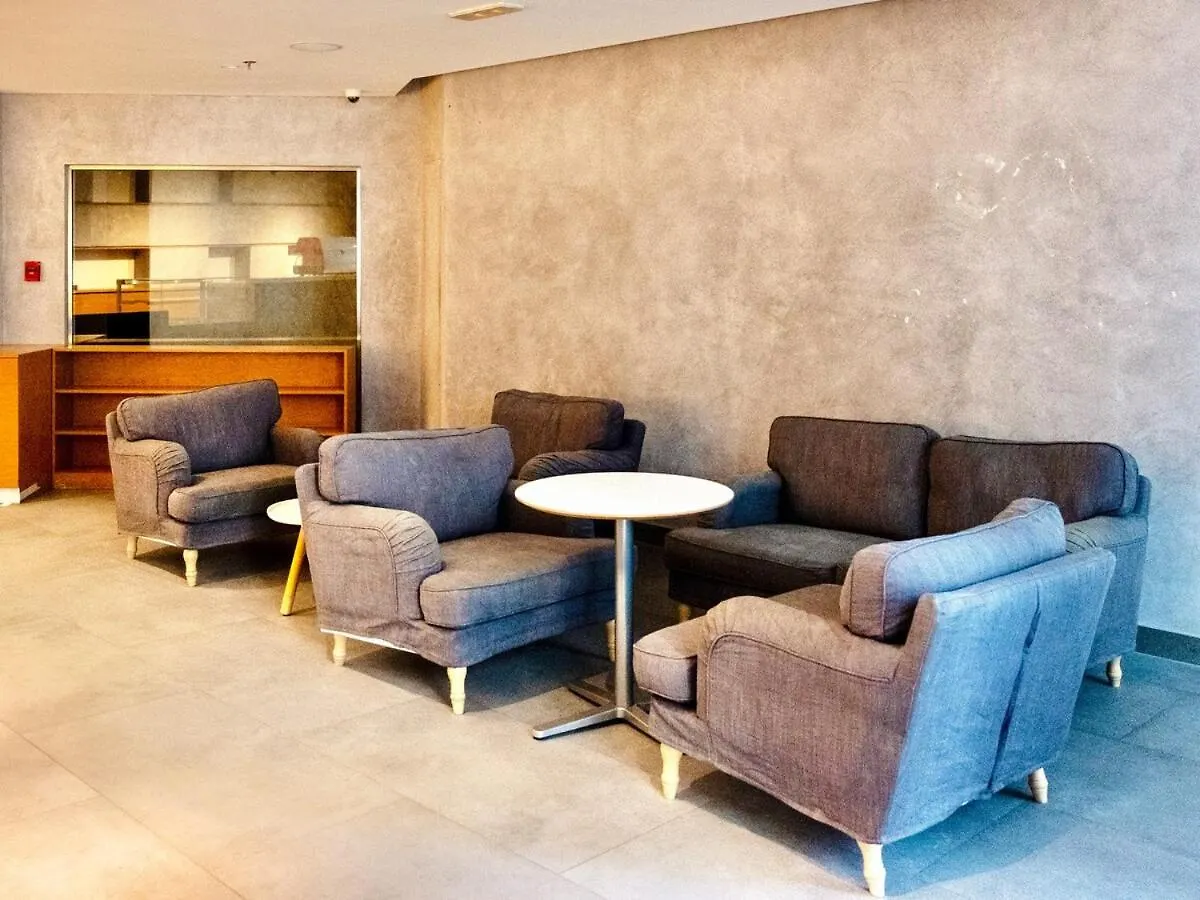 Elegant 2Brs On Vibrant Dubai Marina Walk Apartment