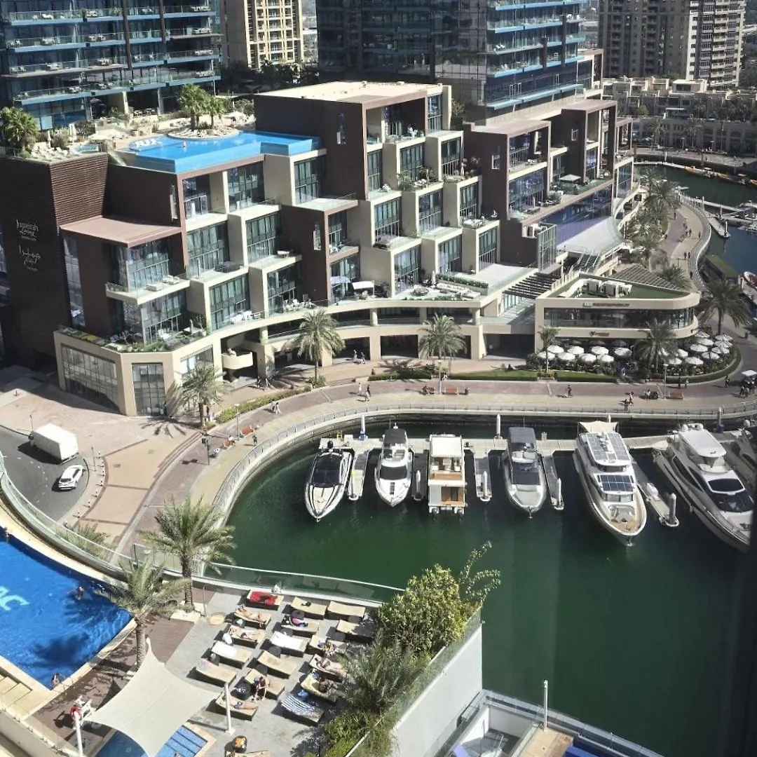Elegant 2Brs On Vibrant Dubai Marina Walk Apartment