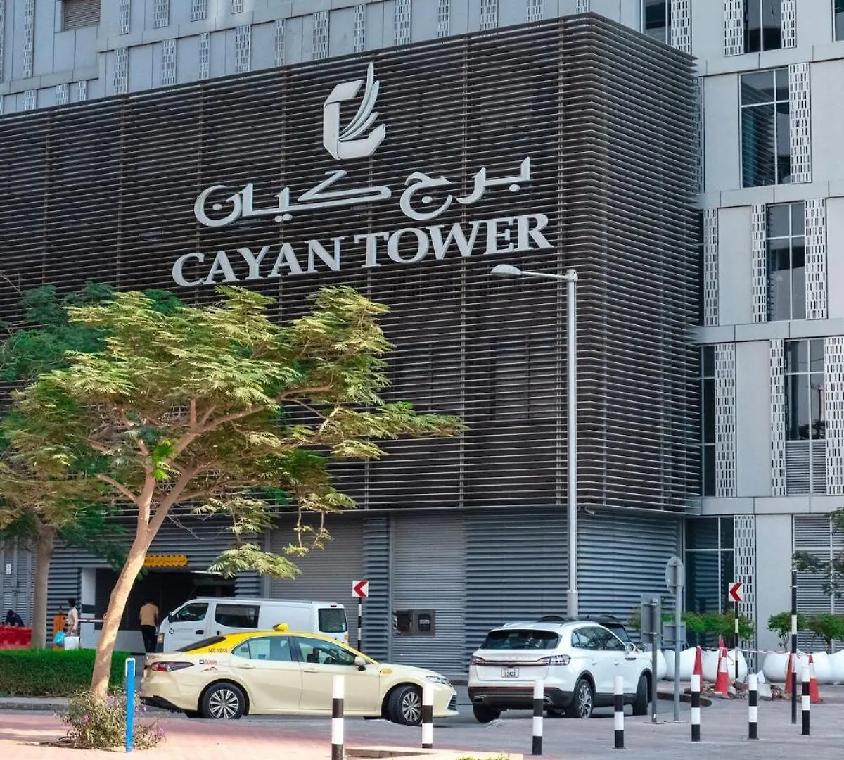 Elegant 2Brs On Vibrant Dubai Marina Walk Apartment