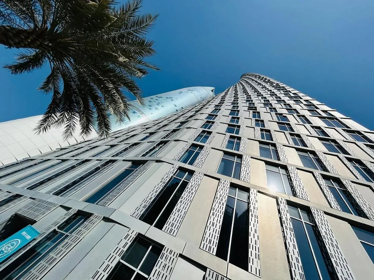 Elegant 2Brs On Vibrant Dubai Marina Walk Apartment